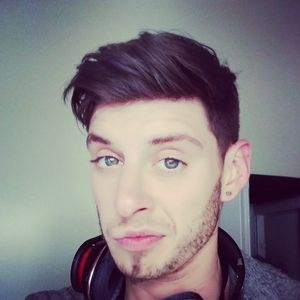 Meet your Posher, Cory